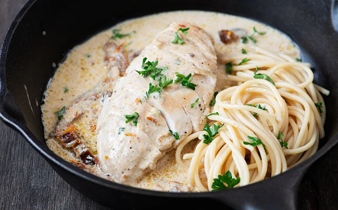 Marry Me Chicken Pasta Recipe with creamy Parmesan sauce and sun-dried tomatoes